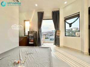 cho thuê căn hộ dịch vụ giá rẻ full nội thất có ban công mới 100% tại lã xuân oai, lê văn việt