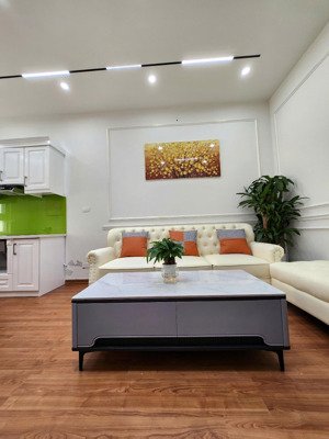 giá nào cũng bán! tôi cần bán nhanh căn 2 ngủ full đồ, sđcc tại toà pcc1 complex chỉ việc về ở