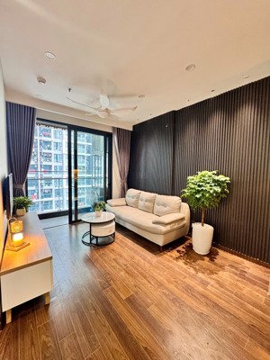bán căn 1pn full đồ giá siêu rẻ 3,6 tỷ toà s201 sapphire vin smart city diện tích 43m2