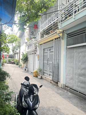 nhà 2 tầng 5.4 tỷ - q2 - lê văn thịnh nhà siêu đẹp - đường 5m oto vào- gần bv lê văn thịnh- 5.4 tỷ