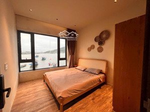 bán gấp đất tặng nhà biệt thự 180m có hồ bơi 2 mt đường 7m5 nguyễn hữu an, sơn trà. dòng tiền 50tr