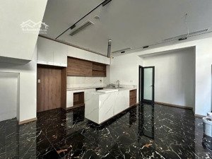 bán nhà đẹp tại thanh sơn hải châu đn dt118m2 4 tầng mt 6.25m giá 16.8 tỷ tl