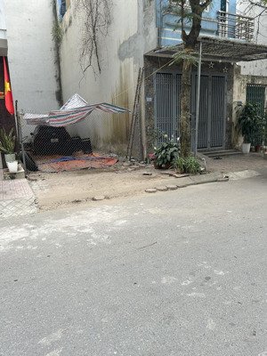 phân lô ,vỉa hè, ôto tránh đỗ ngày đêm ,kinh doanh , kến hưng hà đông 50m 12,5 tỷ