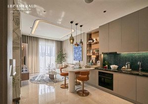 bán căn hộ 1.39 tỷ, mặt tiền đường lớn, tặng 1 chỉ vàng 9999, thanh toán 15% hỗ trợ tài chính