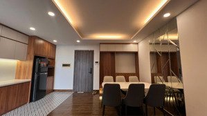 cho thuê nhanh 3pn lavida plus 96m2, thiết kế tối giản, phong cách bắc âu, phòng khách rất rộng