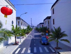 cho thuê nhà mặt phố champaca garden, 10 triệu vnd, 109m2, 4pn, cơ bản, chính chủ, uy tín