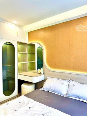 nhà trung tâm q3 - 3pn - hoàn công đủ, vào ở ngay