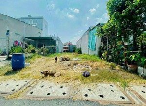 kẹt tiền cần bán lô 165m2 đất giá 650tr đ.nguyễn trọng cát nằm ngay trung tâm tx trảng bàng, shr