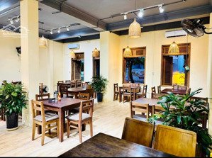 cho thuê nhà mặt tiền hải phòng . ngang 9m . ngay trường học siêu đẹp