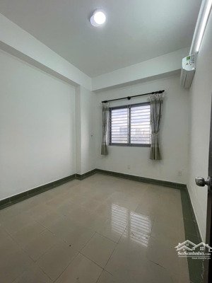 cần bán chung cư phú thọ quận 11 có sổ hồng- dt 60m , 2pn giá 3,7 tỷ