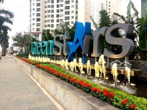 bán căn 2 ngủ tầng trung tòa b , ban công đông nam cc green stars .lh e cư dân 