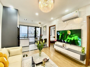 chính chủ cần bán nhanh căn 2n 2wc hd mon, tầng đẹp, sổ sẵn,có slot xe,giá chỉ 5 tỷ, lh: 