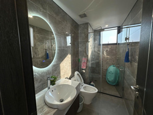 duy nhất căn góc view sông siêu đẹp tại hoàng huy grand tower- 37 tầng cần bán. lh: 