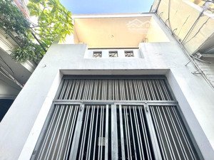 60m2 nhỉnh 5 tỷ, phường 22, bình thạnh, nhà 2 tầng 3 phòng ngủ, sát q1