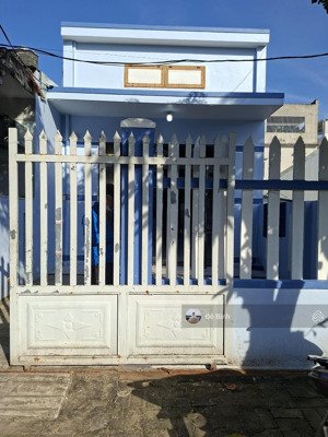 cho thuê nhà đường: bàu cầu 17 - 2pn - 2wc - sân ô tô - gần chợ hòa châu