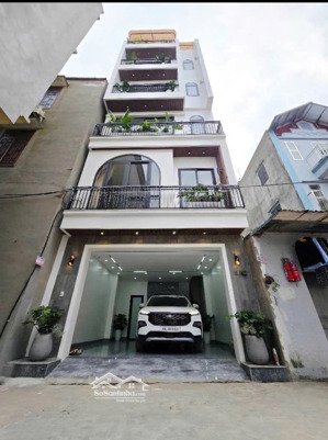 bán nhà đẹp thạch bàn - thang máy gara ô tô 7 chỗ vào nhà - full nội thất ngoại nhập