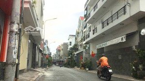 nhà bán huỳnh thị hai - 92m2 - chỉ 4.25 tỷ - hẻm xe hơi - ở ngay