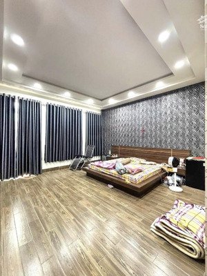 bán nhà bùi tư toàn - hẻm xe hơi thông 100m2 - ngang lớn 5,7m - 3 tầng - nhỉnh 7 tỷ. lh 