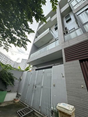 bán nhà 8,5 tỷ - 3 tầng hxh 5m đường số 12, trường thọ gần chung cư chương dương, metro, xlhn