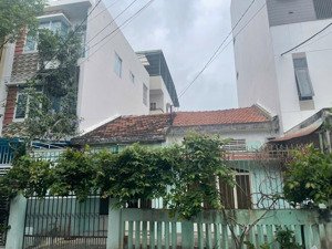 bán đất có nhà cũ mặt tiền đường hương sơn ngang 8,5m trung tâm nha trang
