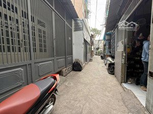 nhà chính chủ từ lâu nay cần tiền bán gấp ph ich dt khủng ngang 4,5 dài 14 trệt lầu giá 5 tỷ7 tl