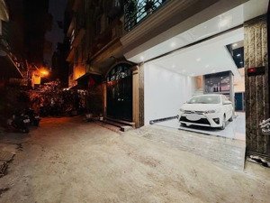 thanh xuân quận hồ đầm hồng ô tô 7 chỗ vào nhà 6 tầng thang máy