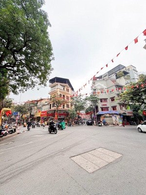 siêu phẩm mặt phố hoè nhai cực hiếm nhà bán