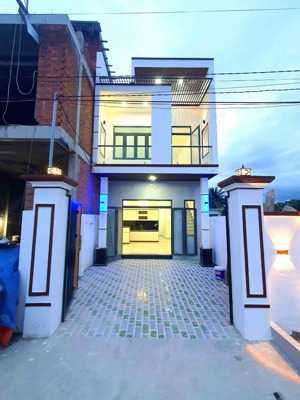 nhà đẹp suối hiệp diên khánh mới 100% 3pn giá 1tỷ950 đường ô tô 8m