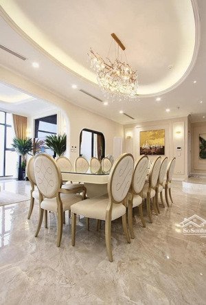 cho thuê căn 2 phòng ngủ không đồ 13 tr 80m2 vào luôn