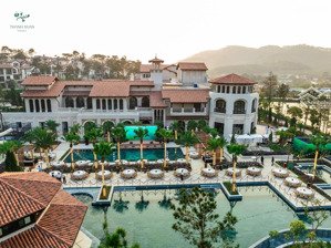 chuyển nhượng tận gốc| biệt thự mặt hồ siêu đẹp chỉ 12 tỷ