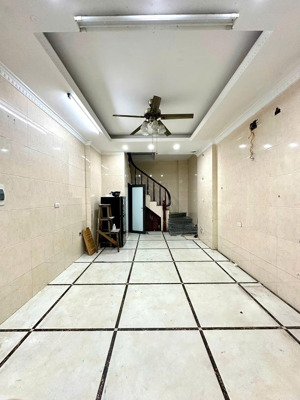 cho thuê nhà phố mạc thị bưởi, 30m2x4 tầng, giá 9,5 triệu/ th, 2 ngủ, gần phố, bãi ô tô gần nhà