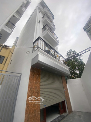 nhanh tay ko hết ạ. nhà đẹp đồng mai, ô tô cách 1om, vào ở ngay. dt 32m2, 5 tầng. giá 4,25 tỷ