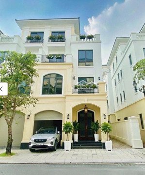 siêu sốc! cắt lỗ 30% căn lâu đài vin 2 gần biển hồ. giá 130tr/m2