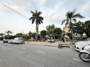 mặt tiền kinh doanh sát vách metro, tây thạnh - 51m2 2 tầng - đối diện công viên - chỉ 8tỷ7 tl