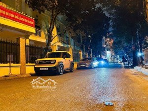 bán nhà cầu giấy 141m ô tô đỗ cửa quỹ đất vàng xây building dòng tiền sẵn vị trí:đắc địa,giá hợp lý