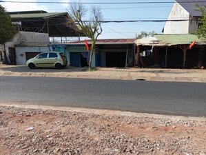 cần bán đất thổ vườn vuông vức, mặt tiền đường nhựa lê duẩn, bảo lâm, sát bảo lộc