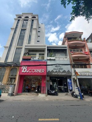 siêu ngon -mặt tiền huỳnh văn bánh . p11. phú nhuận -ctxd : hầm 9 tầng ( 10 x 12m ) - 120m2 - 46 tỷ