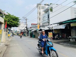 giá tốt khu vực ! nhà 4 tầng mtkd - đang làm vp cty - 78m2 - 11 tỷ, gần ubnd phường bình trưng, q2.