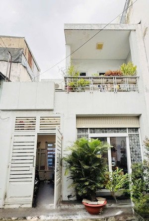 bán nhà tân quý hẻm 5m ô tô tới nhà, 1 căn ra mặt tiền, 71m2 ngang đẹp 6.1m, 2 tầng, chỉ 7 tỷ nhỉnh