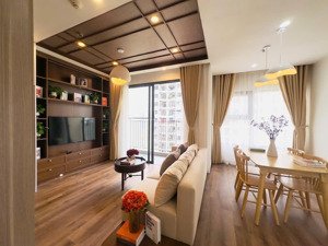chính chủ bán căn góc 2n2vs + 1 phòng đa năng dt 70m2, chỉ 4,3 tỷ tại vinhomes ocean park - gia lâm
