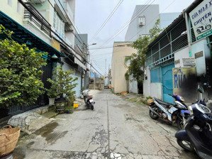 bán nhà nguyễn văn tố tân phú - 5.7 tỷ - ngang rộng gần 5m