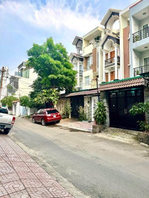 87m2, bán nhà đường 10m, 5 tầng, 5pn, dương quảng hàm, p5 gò vấp, 12 tỷ hơn (ngay đh văn lang)