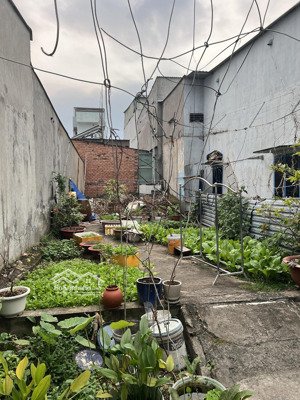 linh tây - phạm văn đồng - 72m2 ngang 4.5m - hxh - đất hợp xây ở hoặc chdv - 4.29 tỷ 