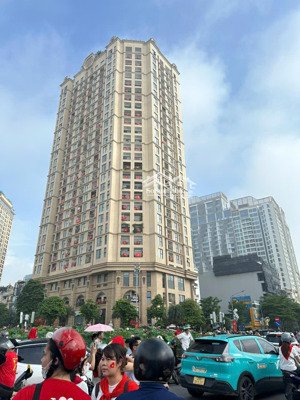 cực hiếm! toà eldorado 85m 2pn2wc full nội thất, ban công đông nam, view trọn hồ tây. giá 16 tỷ.