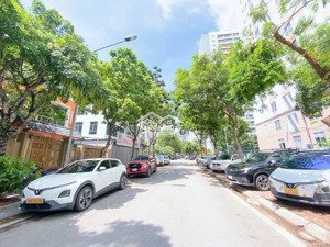 phân lô đền lừ - vỉa hè - ô tô đỗ tránh - kinh doanh đỉnh - 7 tầng thang máy - vew thoáng