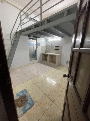 duplex chi phí rẻ bèo cho các bạn sinh viên và văn phòng đây