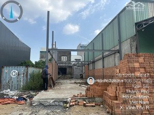 kẹt bank bán gấp lô đất đường ô tô ngang 5,7m vuông vức