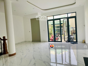 nhà đẹp mới 1 trệt 2 lầu 6 pn 3 wc khu dân cư hiện hữu đường 30 kế lê văn thịnh.