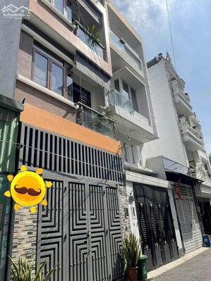 NHÀ 4 TẦNG - KHU CAO CẤP - ÔTÔ ĐẬU CỬA 
HOÀNG DIỆU 2 - LINH CHIỂU