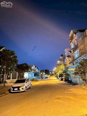 Nền biệt thự 2 mặt tiền trước sau - Khu Dân Cư Vạn Phát Cồn Khương